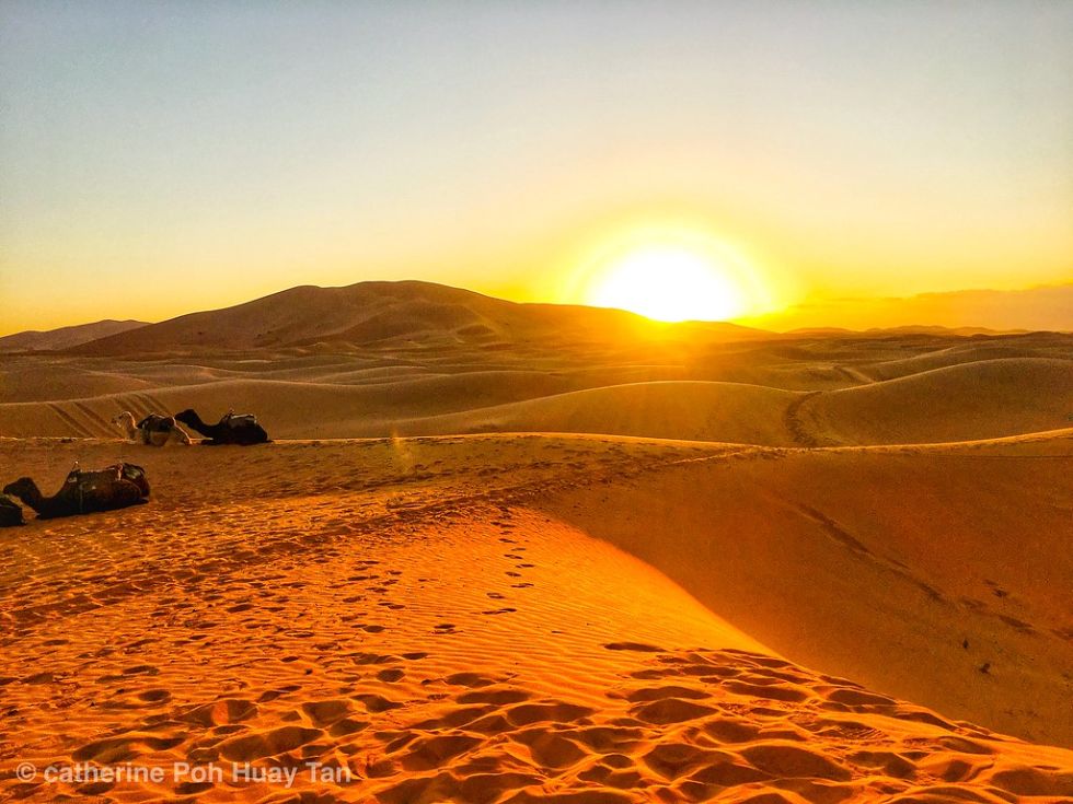 ejoy a nice sunset over Erg Chebbi dunes during 3 days desert tour from marrakech