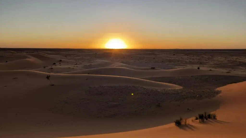 sunset in the Sahara desert – must visit in Morocco 7 day itinerary