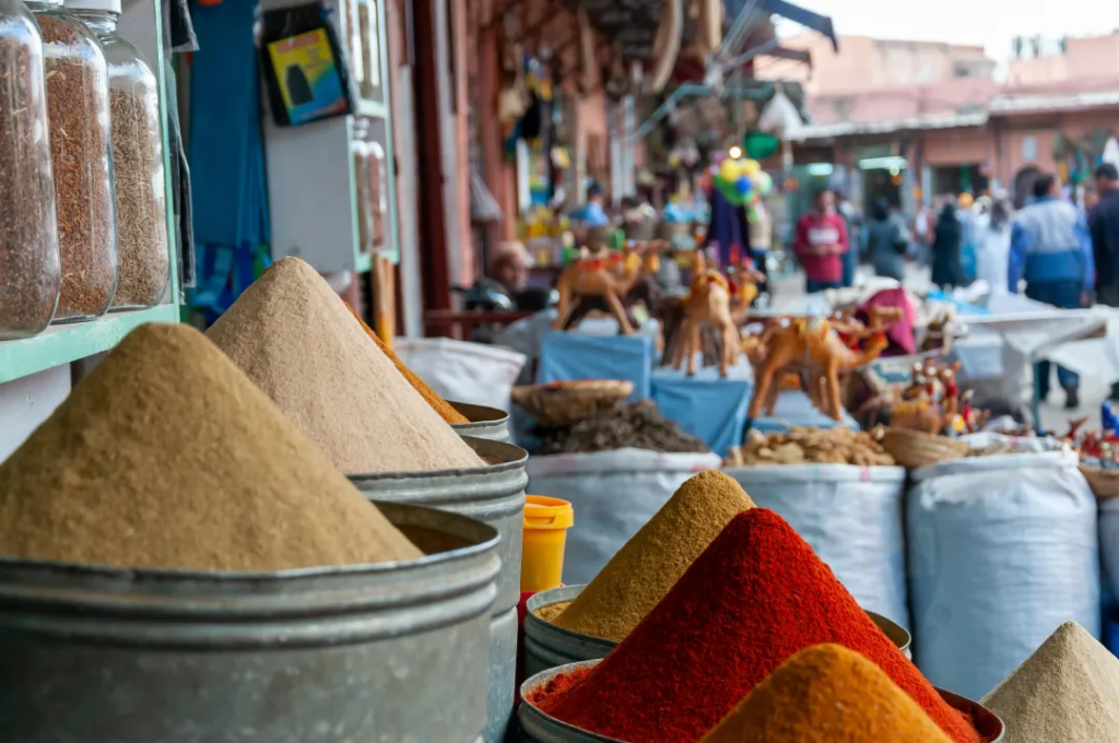 discover traditional markets of Morocco