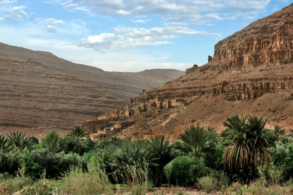 ziz valley during 5 days tour marrakech to fes